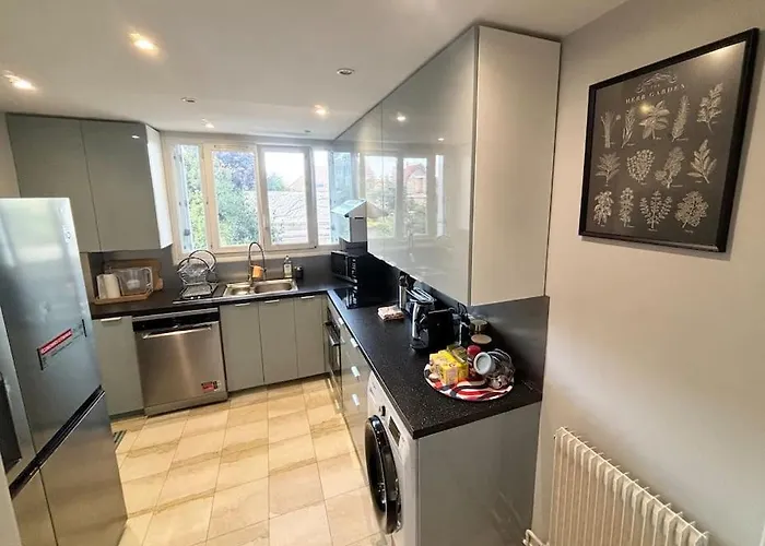 Appartement Chaleureux Avec Balcon - Champigny